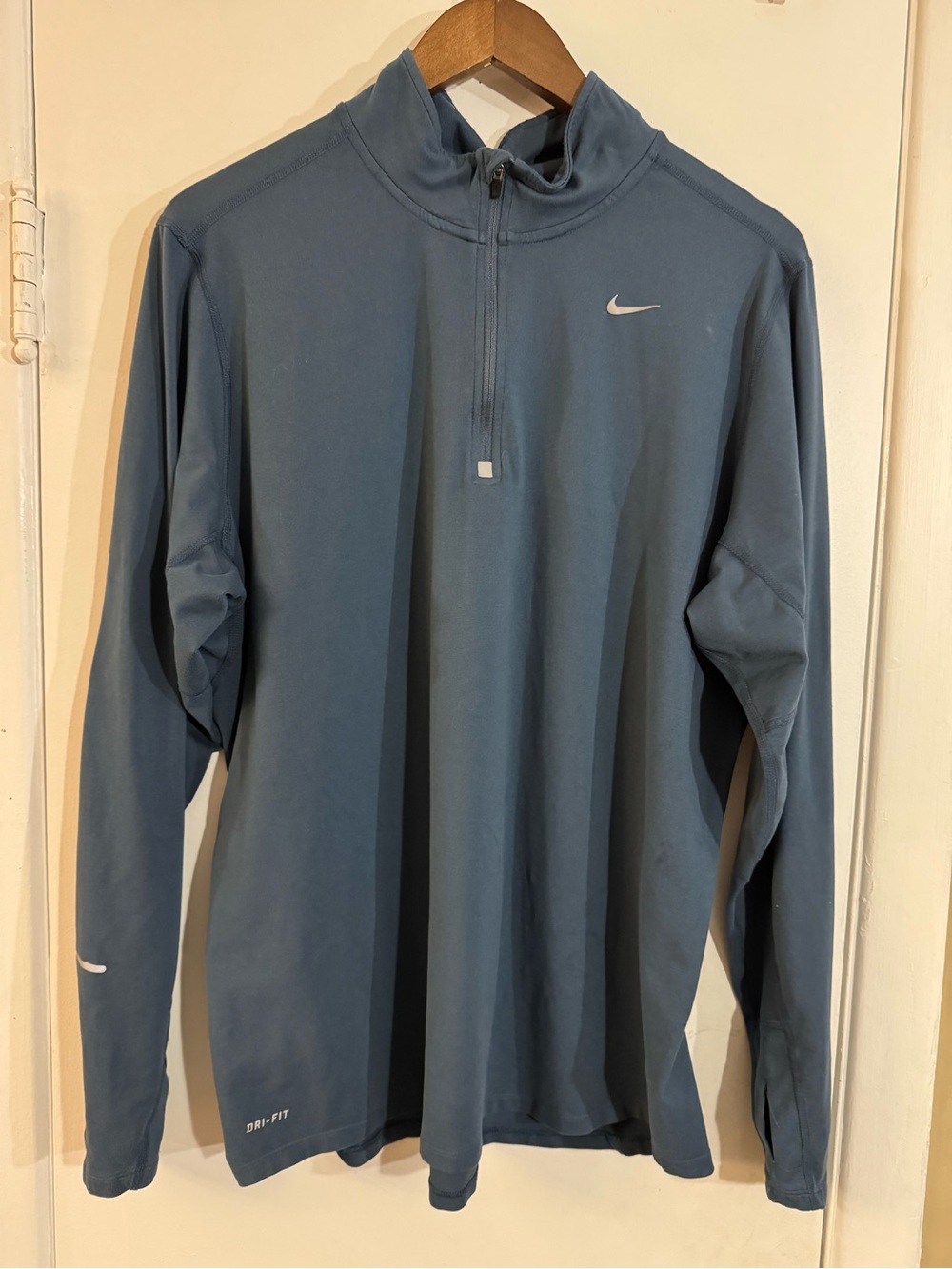 Nike Men's Slate Blue Quarter-Zip Performance Jacket
